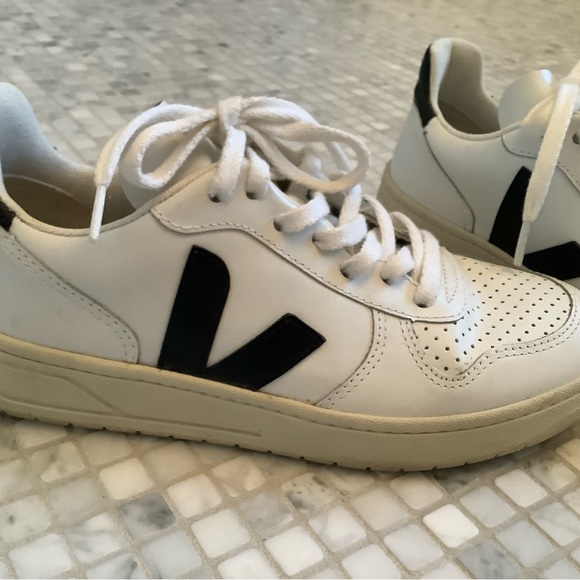 Veja V-10 - Picture 4 of 6